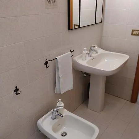 Гостевой дом Isi Ези