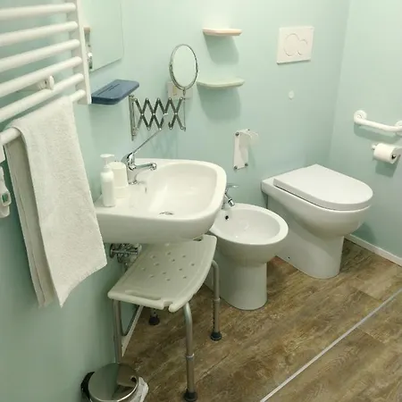 Isi ゲストハウス